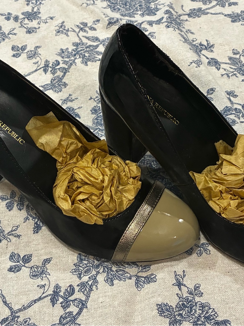 Banana Republic Black Pumps with Taupe Cap Toe and Metallic Trim
